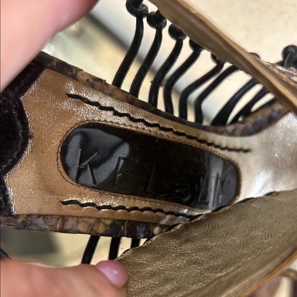 Genuine Snakeskin Strappy Sandals in Gold and Black Made in Italy 37 - Picture 9 of 10